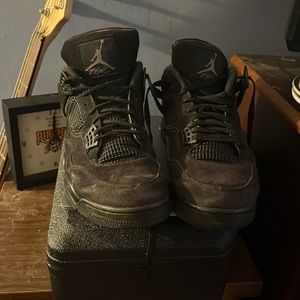 Jordan 4 blackcats used still in super good condition